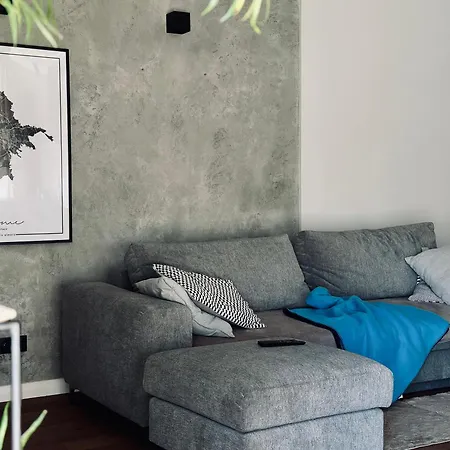 Modern W Zielonym Centrum Miasta Apartament